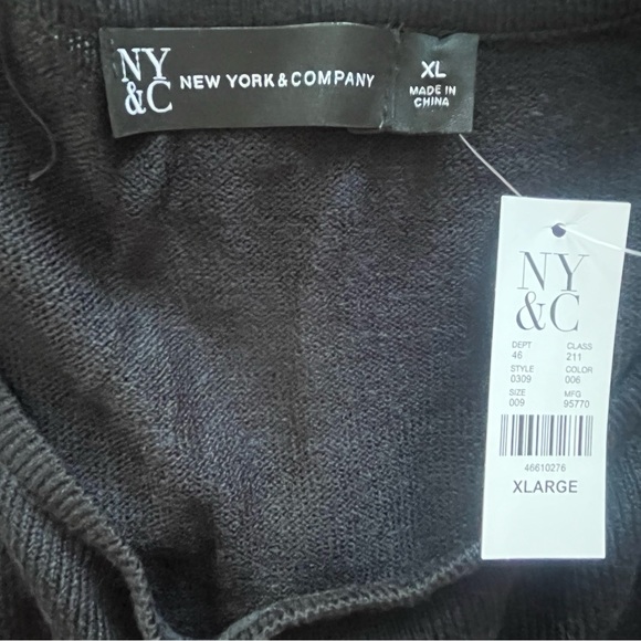 NY & Co open and off shoulder ladies black oversized sweater. NWT XL - Picture 3 of 7